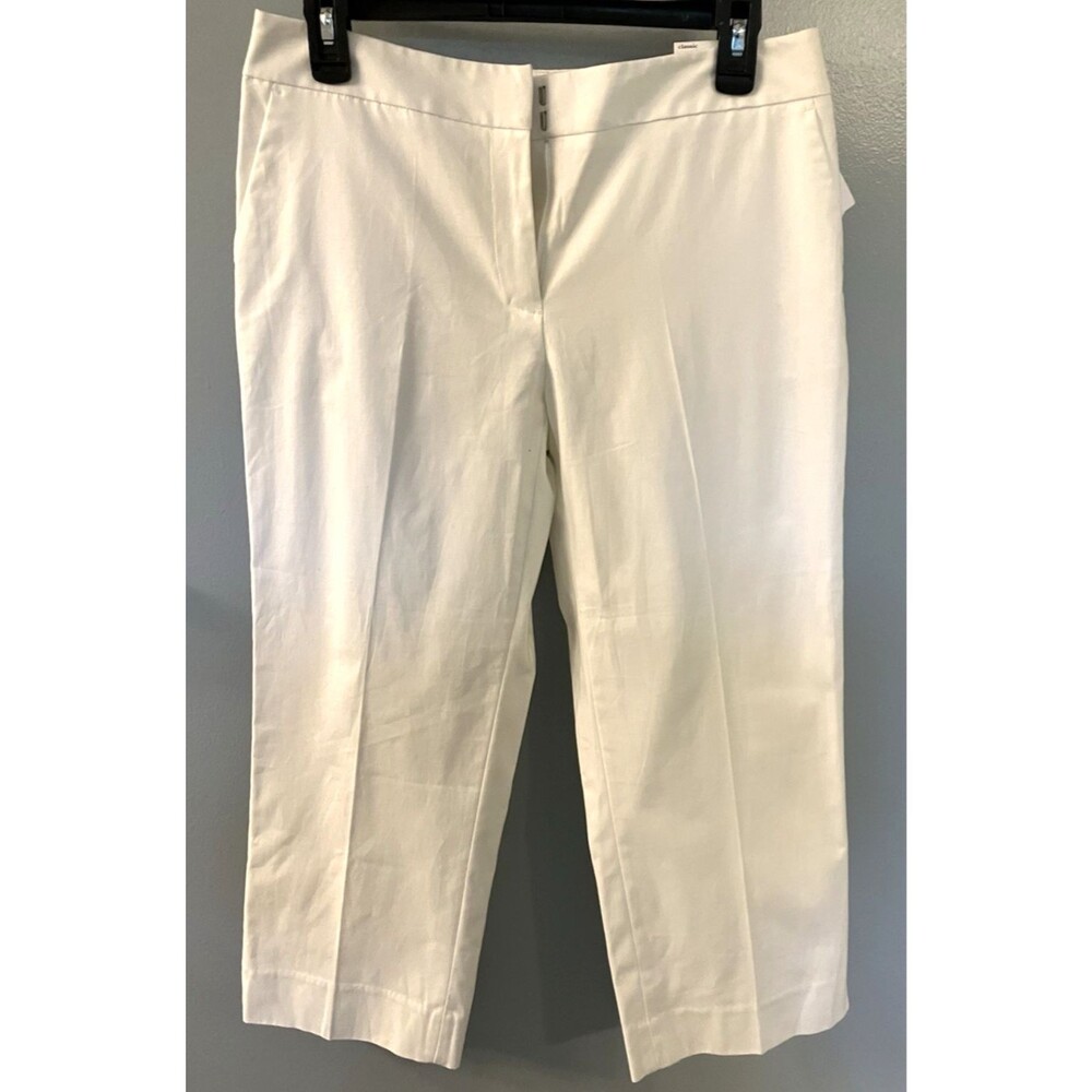 NWT Rafaella Tapered Leg White Capris Size 6 Classic Fit
